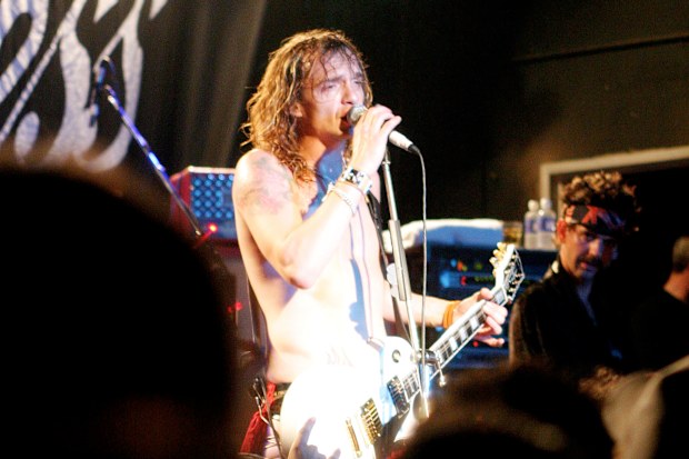 Justin Hawkins’ addiction struggles saw him leave The Darkness in 2006.