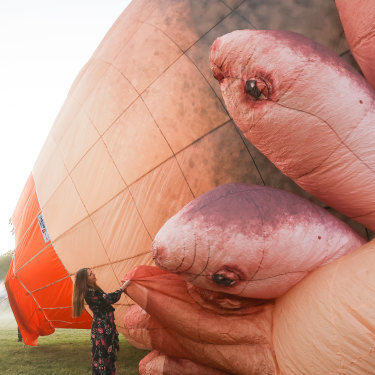 Patricia Piccinini readies the hot-air balloon’s form before its test flight outside Canberra.