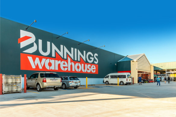 OnePass members now receive five Flybuys points for each dollar of in-store spend at Bunnings and other retailers.