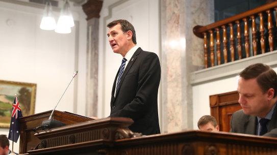 Brisbane lord mayor Graham Quirk has taken aim at his state counterparts.