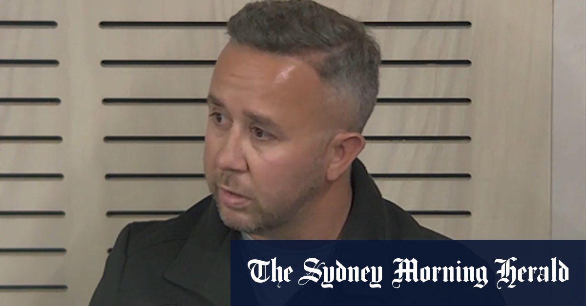 Contractor denies handing cash to fugitive Transport manager during meetings in car