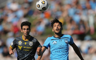 Milos Ninkovic of Sydney FC had minimal impact. 