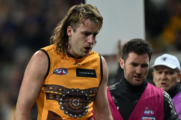 Max Lynch has been put on the long-term injury list.