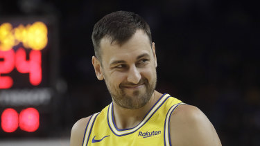 Bogut, in a game for the Golden State Warriors against the Denver Nuggets in 2019.