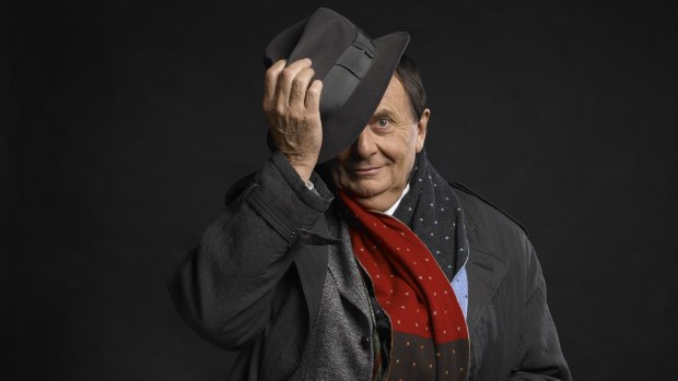 Barry Humphries will no longer have a Melbourne International Comedy Festival award named after him. 