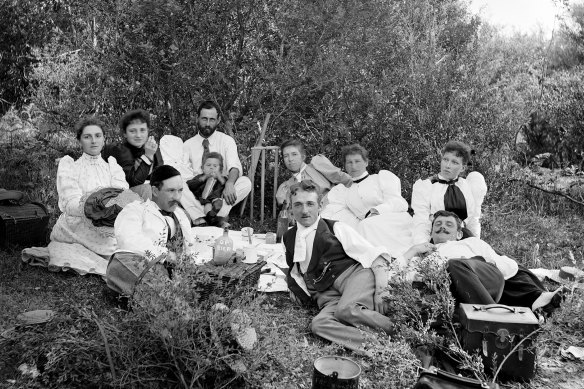 A picnic at Freshwater Beach in Sydney, c. 1890s.