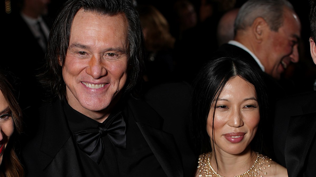 Jim Carrey se casa en secreto con Min Ah en Los Ángeles
