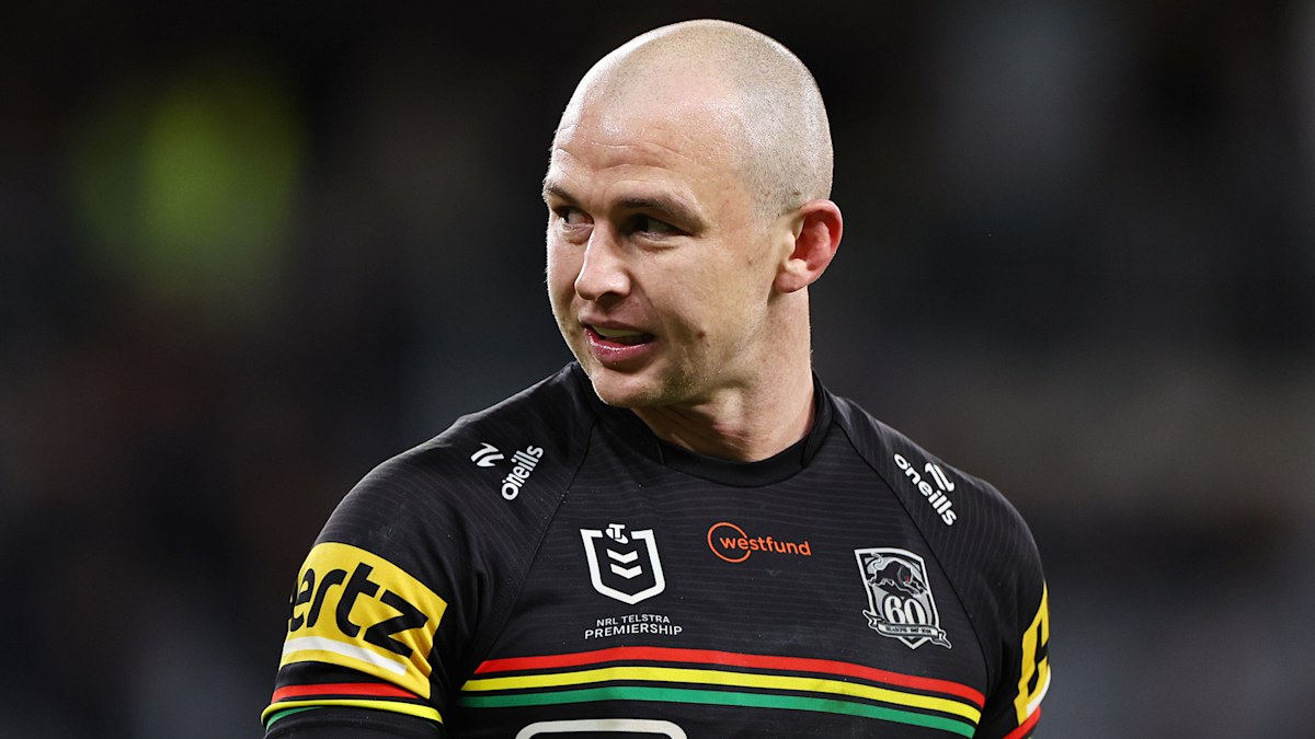 Huge injury blow after Joey diagnoses ‘hangover’