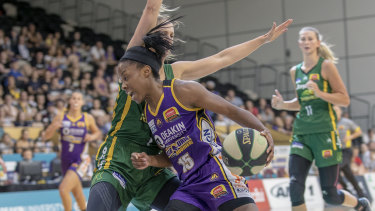 Wnbl Melbourne Boomers Enter Christmas On High With Derby Win