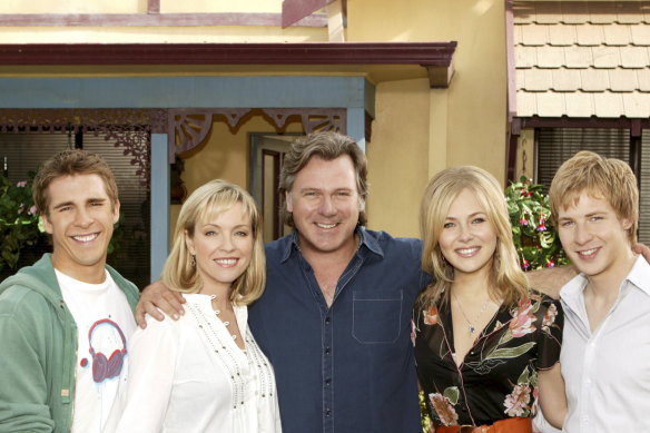 Packed to the Rafters: Australian TV probably didn’t need two implausibly-coincidental painfully-contrived pun-titled parenting shows.