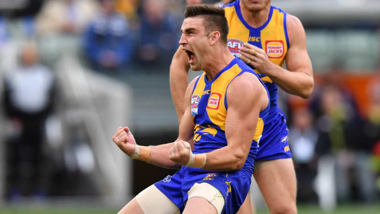 Elliot Yeo kicks a crucial goal after battling with the tag in the first half.