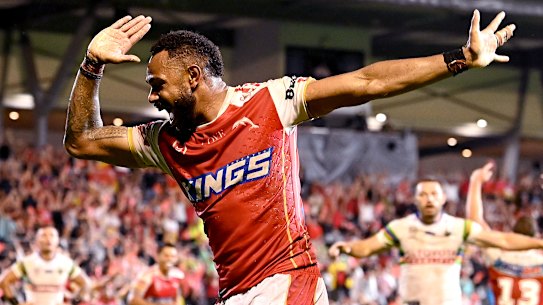 Hamiso Tabuai-Fidow does the ‘fin’ celebration after scoring the winning the try.