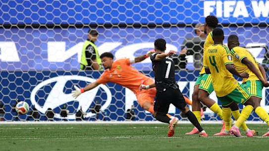 Stephen Eustaquio scores the winner for Canada against South Africa in Los Angeles.