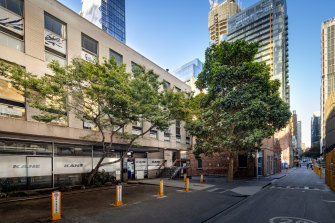 152 Little Lonsdale Street has changed hands for the first time since 1958.