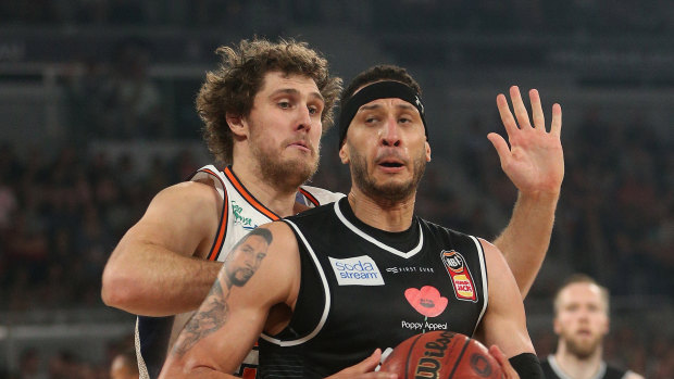 Melbourne United have come back from their round-one loss to NZ to sit 6-3.