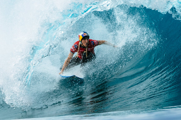 Molly Picklum in the thick of things at Pipeline earlier this year.