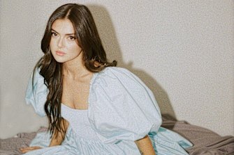 Charley performed her new single, I Suck at Being Lonely, on SBS’s Eurovision – Australia Decides. 