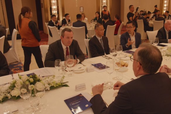 WA Premier Mark McGowan in conversation with China-Australia Chamber of Commerce chair Vaughn Barber.