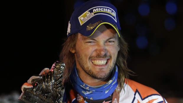A broken wrist won't derail Toby Price's Dakar mission.