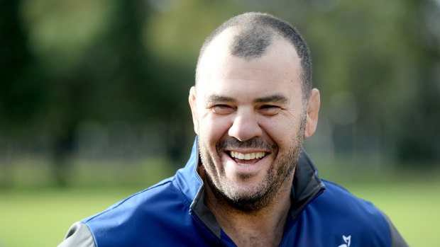 Rugby league clubs should consider employing Michael Cheika when his Wallabies contract ends after next year's Rugby World Cup.