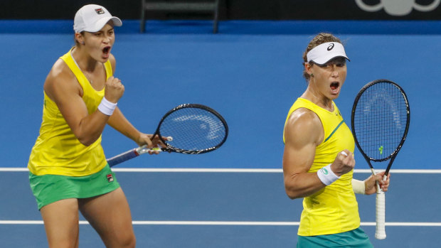 Ashleigh Barty and Sam Stosur put Australia through to the Fed Cup decider.
