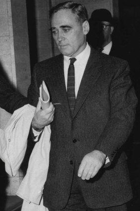 The government launched a misconduct investigation of P. L. Bazeley, head of the Commonwealth Serum Laboratories, in 1961 after he criticised a bill that would affect his agency.