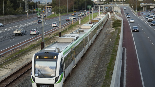 Public transport will be free on Sundays.