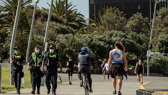 Melburnians will be able to travel within a 25-kilometre radius of home.