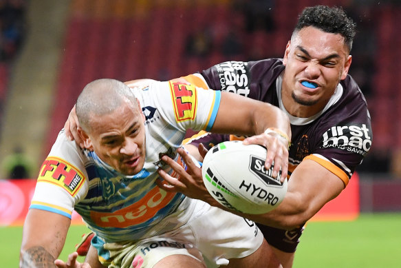 Phillip Sami scores a try at Suncorp Stadium.