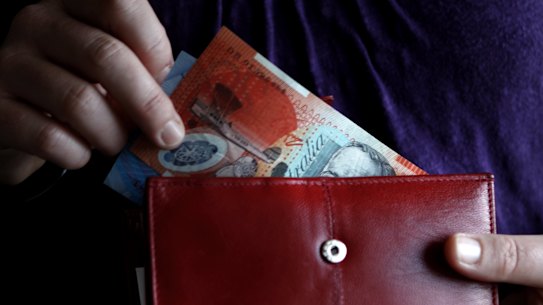 The ABS has reported a 0.6% lift in wages through the December quarter.