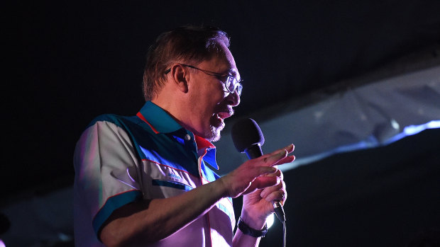 Anwar Ibrahim addresses the crowd at a rally in his first speech after being released from prison in Kuala Lumpur.  