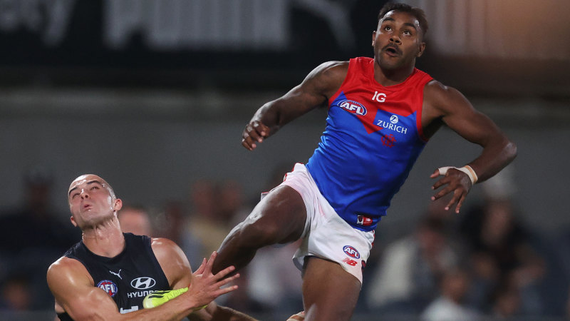 The night the Dees needed after hellish summer; Carlton fail to impress without Weitering