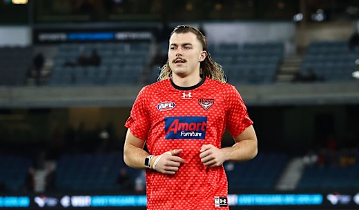 Ruckman Sam Draper has a key role to play against Tom De Koning tonight.