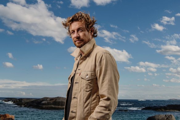 Simon Baker has made a return to his Lennox Head hometown, where he’s bought a $2.91 million house.