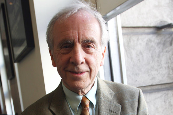 Andrew Sachs at a Best Of British comedy lunch in 2008.
