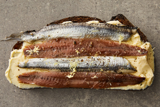 Anchovy toast