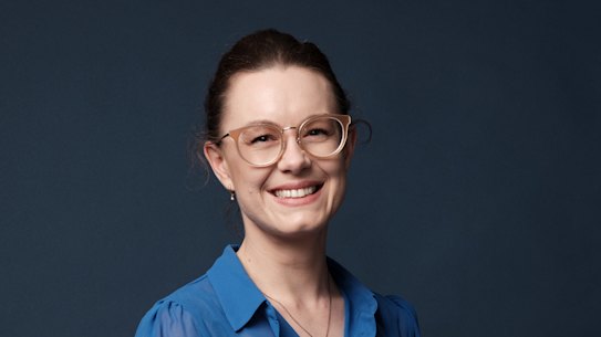 Liberal Women’s Council president Jacqui Munro was backed in by the moderate arm of the party on Sunday night to replace ousted MP Peter Poulos.