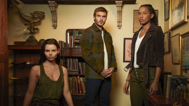 Eline Powell is Ryn, Alex Roe is Ben Pownall, and Fola Evans-Akingbola is Maddie Bishop in Siren.