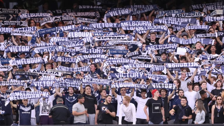 Victory fans support their side at Marvel Stadium.