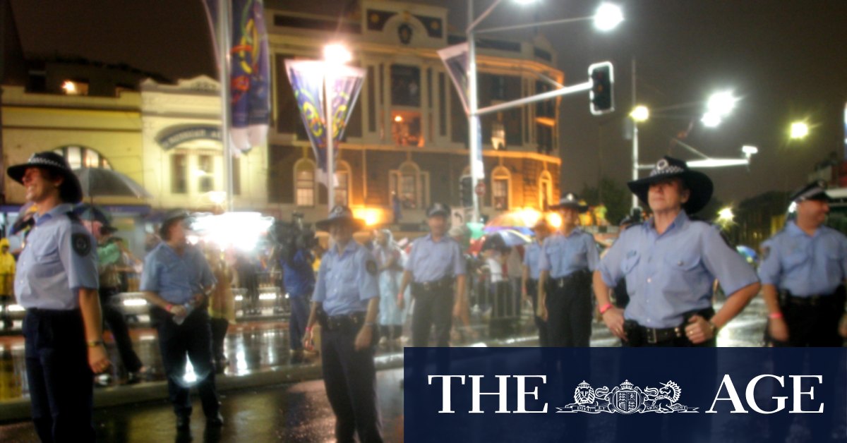 मार्डी ग्रास परेडमा NSW पुलिसको सहभागिता आयोजकहरूले रद्द गर्यो