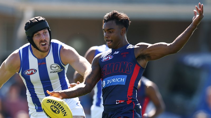 AFL round 19: North Melbourne vs Melbourne at Marvel ahead of Collingwood vs Carlton