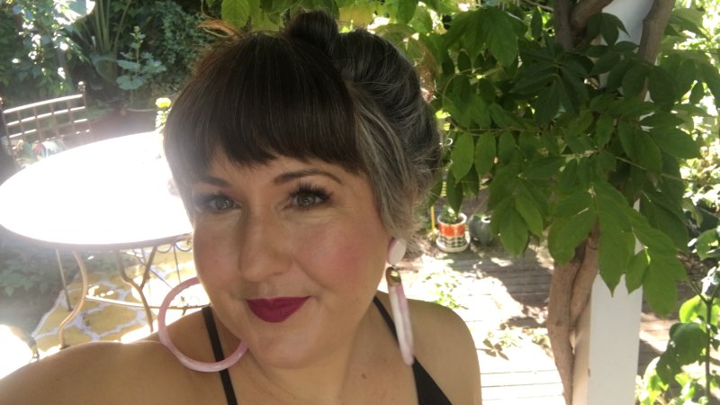 Why I Decided To Join The Grey Hair Revolution