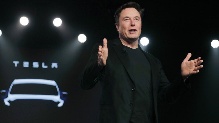 Elon Musk has placated anxious Tesla shareholders, saying the carmaker’s  sales will grow this year.