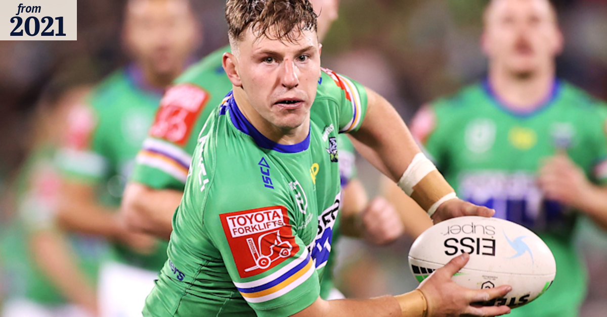 Williams and Raiders part ways as star halfback returns to England