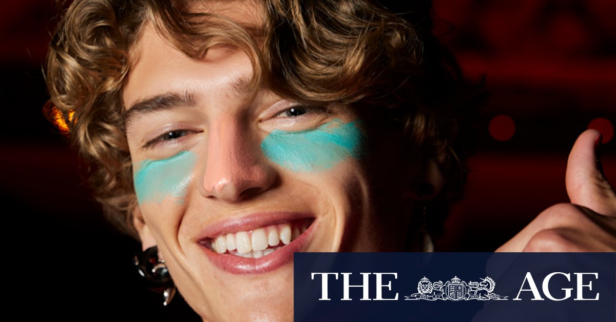 The biggest trends in men's make-up and how to achieve it. - Vimarsana News