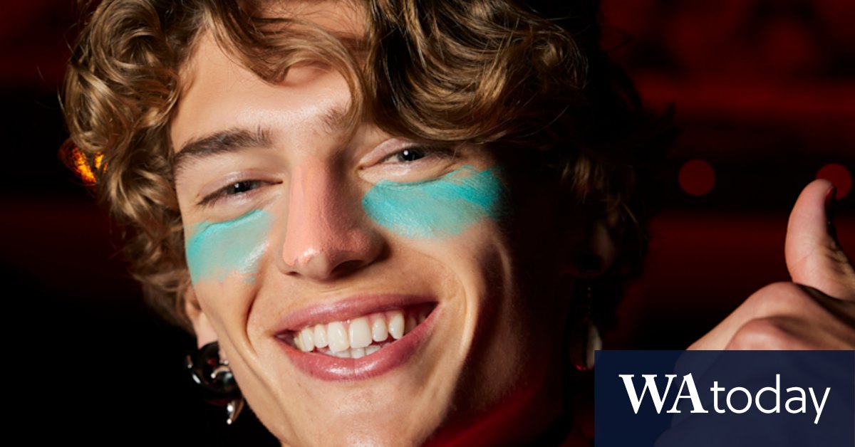 The biggest trends in men's make-up and how to achieve it. - Vimarsana News