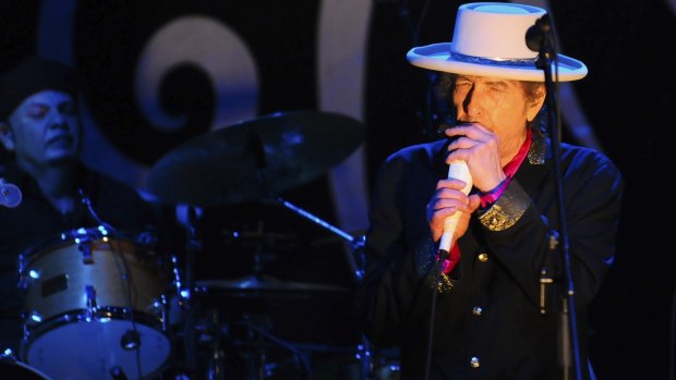 Bob Dylan will return to Australia for a series of arena tours.