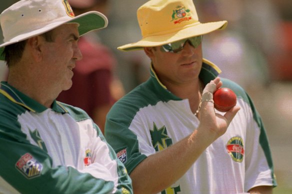 Bob Simpson and Shane Warne at a training session in 1996.