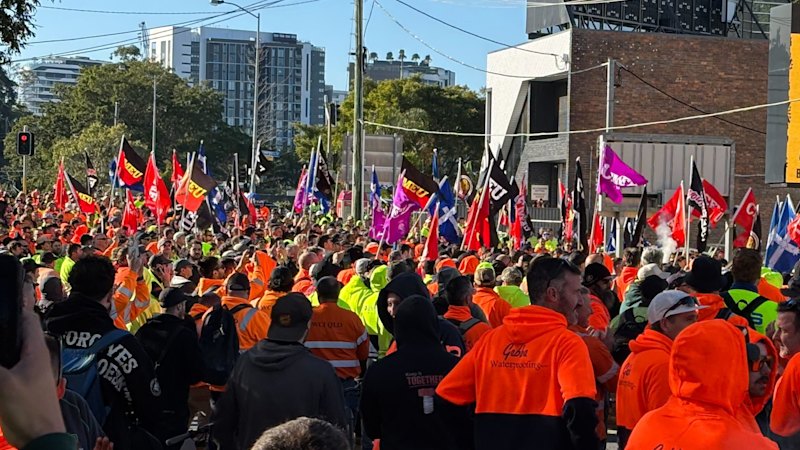 CFMEU inquiry LIVE updates: Hearings begin again in Queensland after two-month break