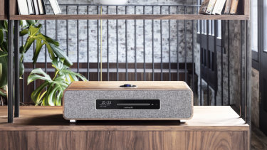 The R5 sounds much better than its $2000 price tag would indicate.